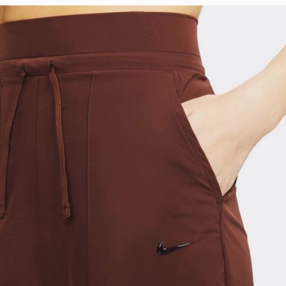 Nike Bliss Luxe 7/8 Training Jogger – Size Large, Burgundy-Brown (CU4603-273) - Picture 3 of 12